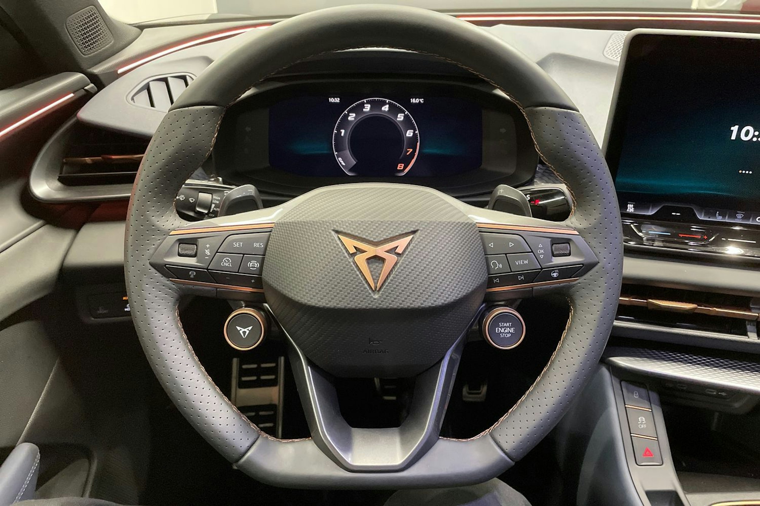 met. harmaa CUPRA Terramar 2025 kuva 16.