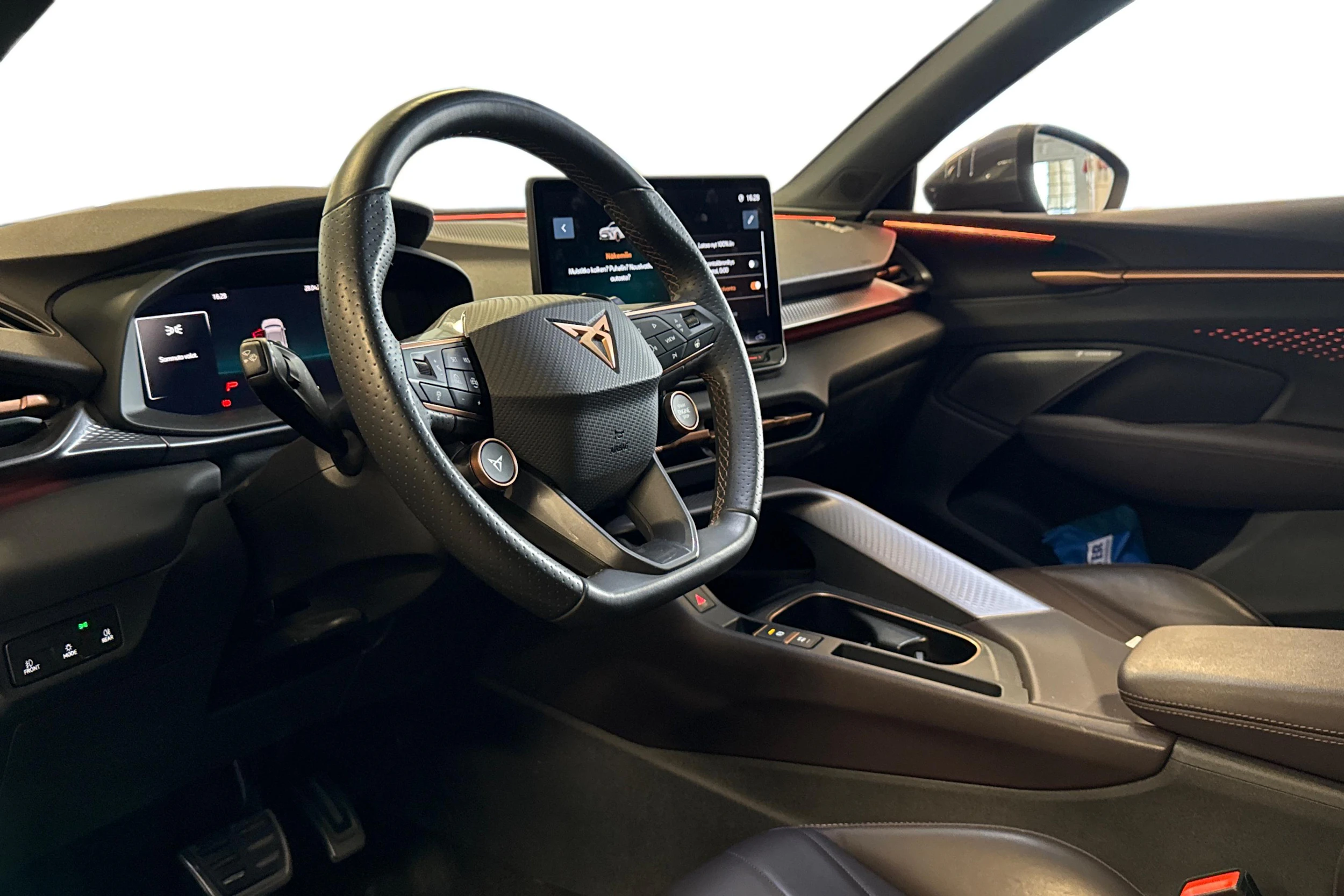 musta CUPRA Terramar 2025 kuva 2.