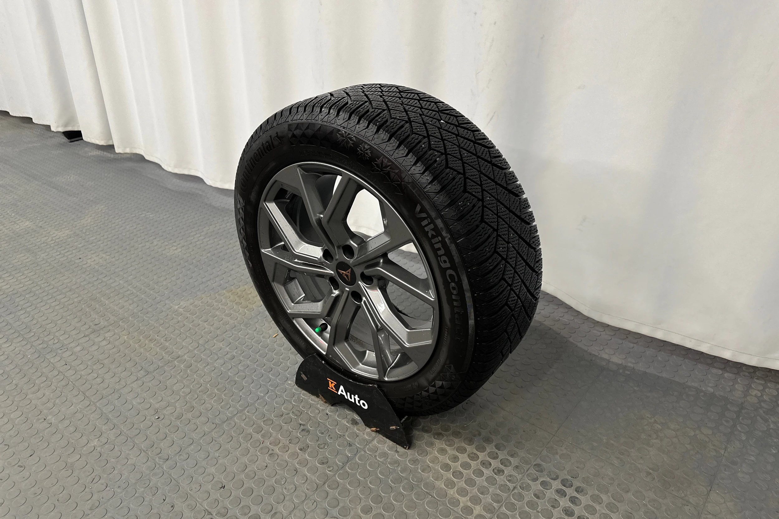 musta CUPRA Terramar 2025 kuva 13.