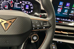 musta CUPRA Terramar 2025 kuva 16.