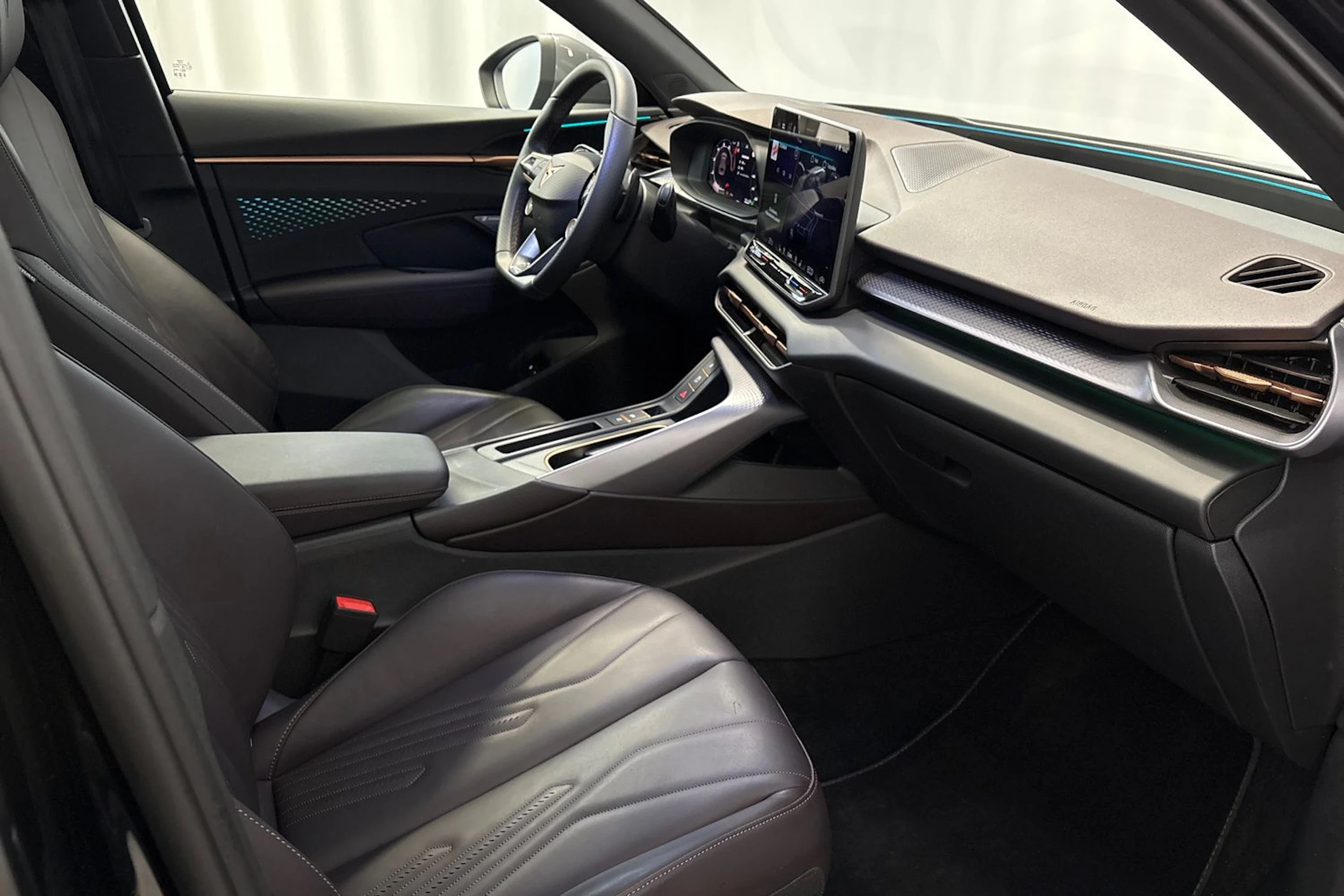 musta CUPRA Terramar 2025 kuva 12.