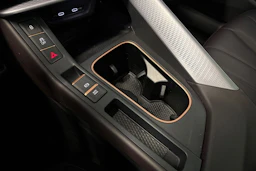 musta CUPRA Terramar 2025 kuva 28.