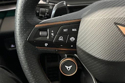 musta CUPRA Terramar 2025 kuva 29.