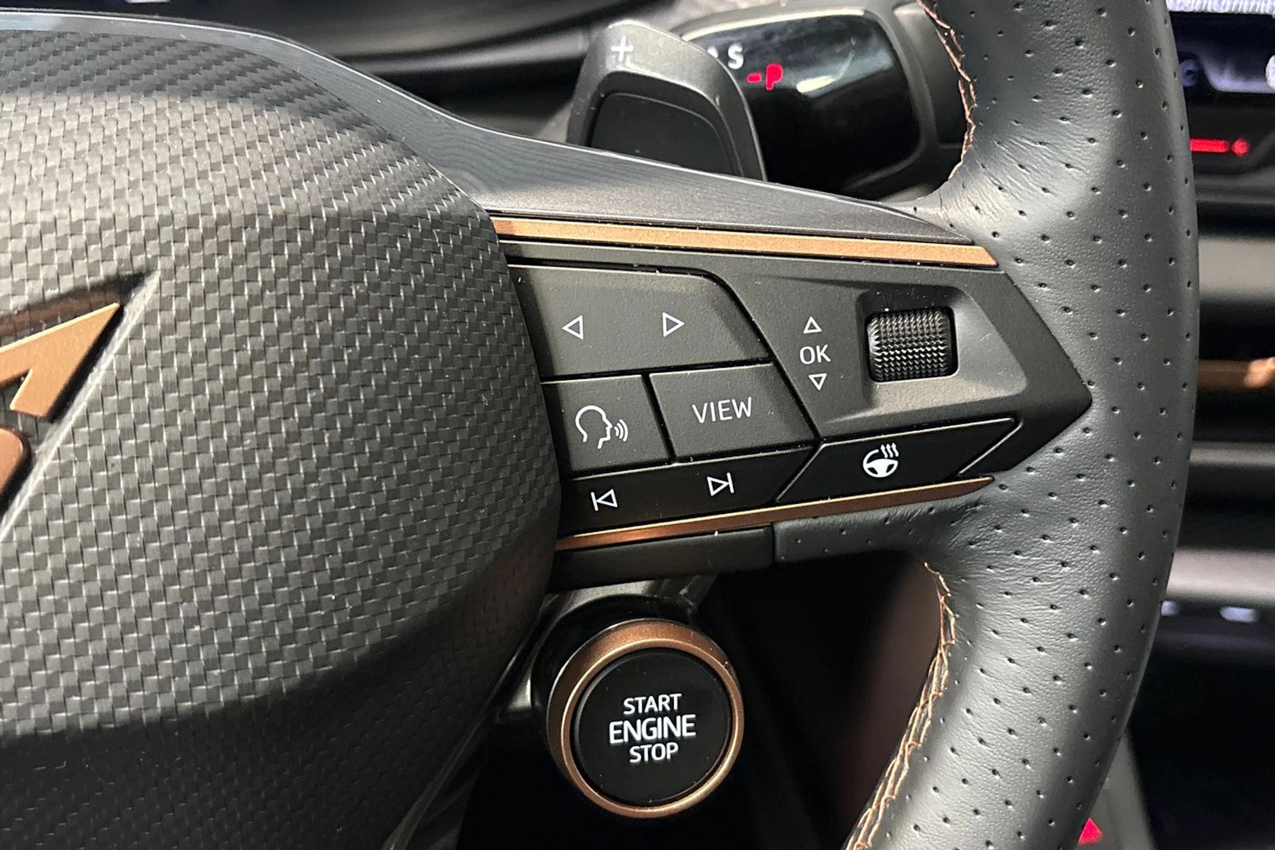 musta CUPRA Terramar 2025 kuva 30.