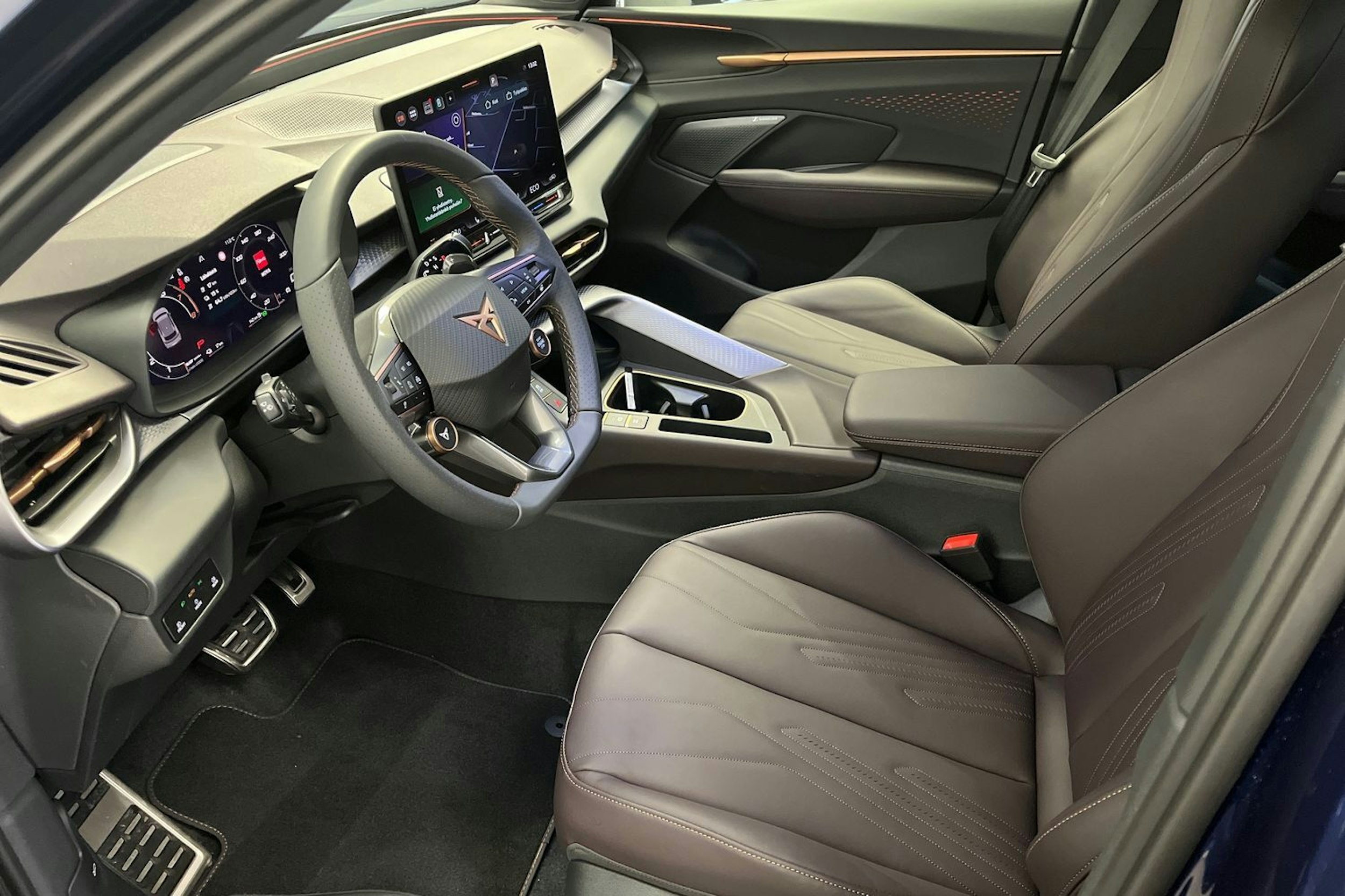 sininen CUPRA Terramar 2025 kuva 3.