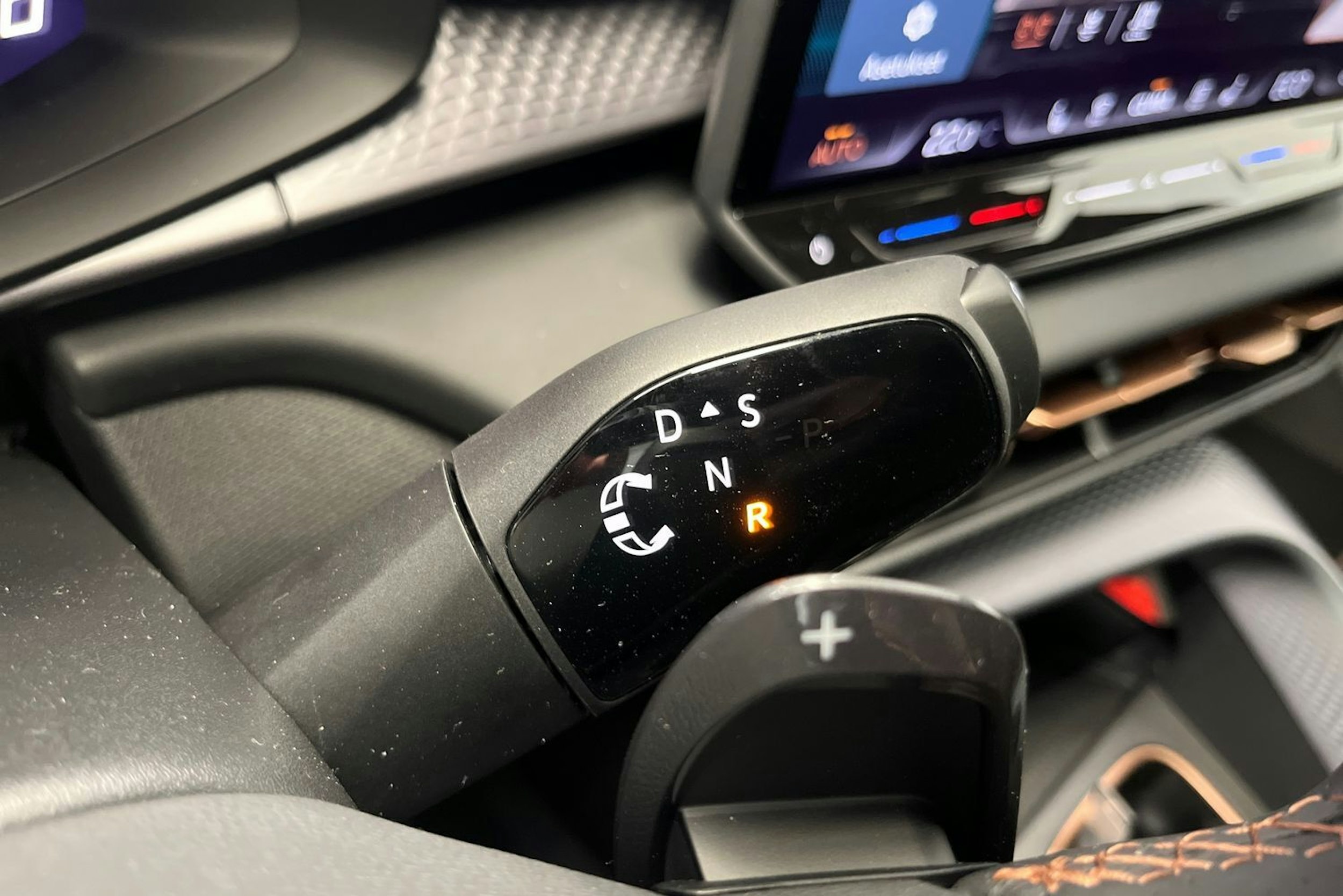 sininen CUPRA Terramar 2025 kuva 11.