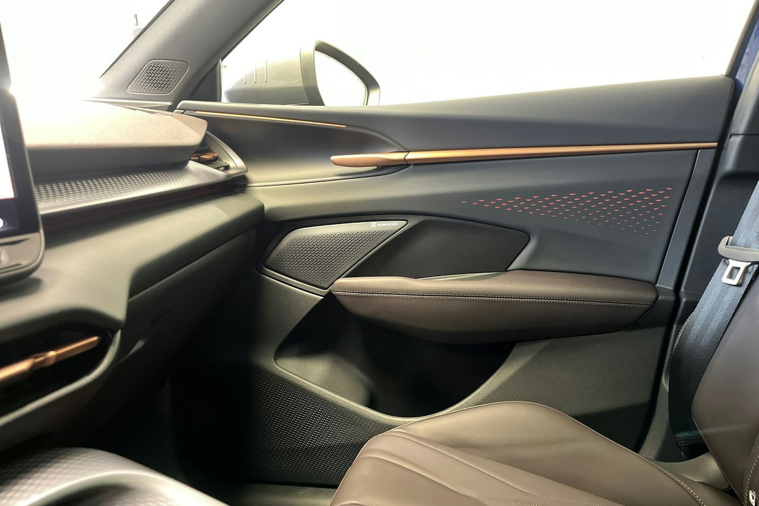 sininen CUPRA Terramar 2025 kuva 14.