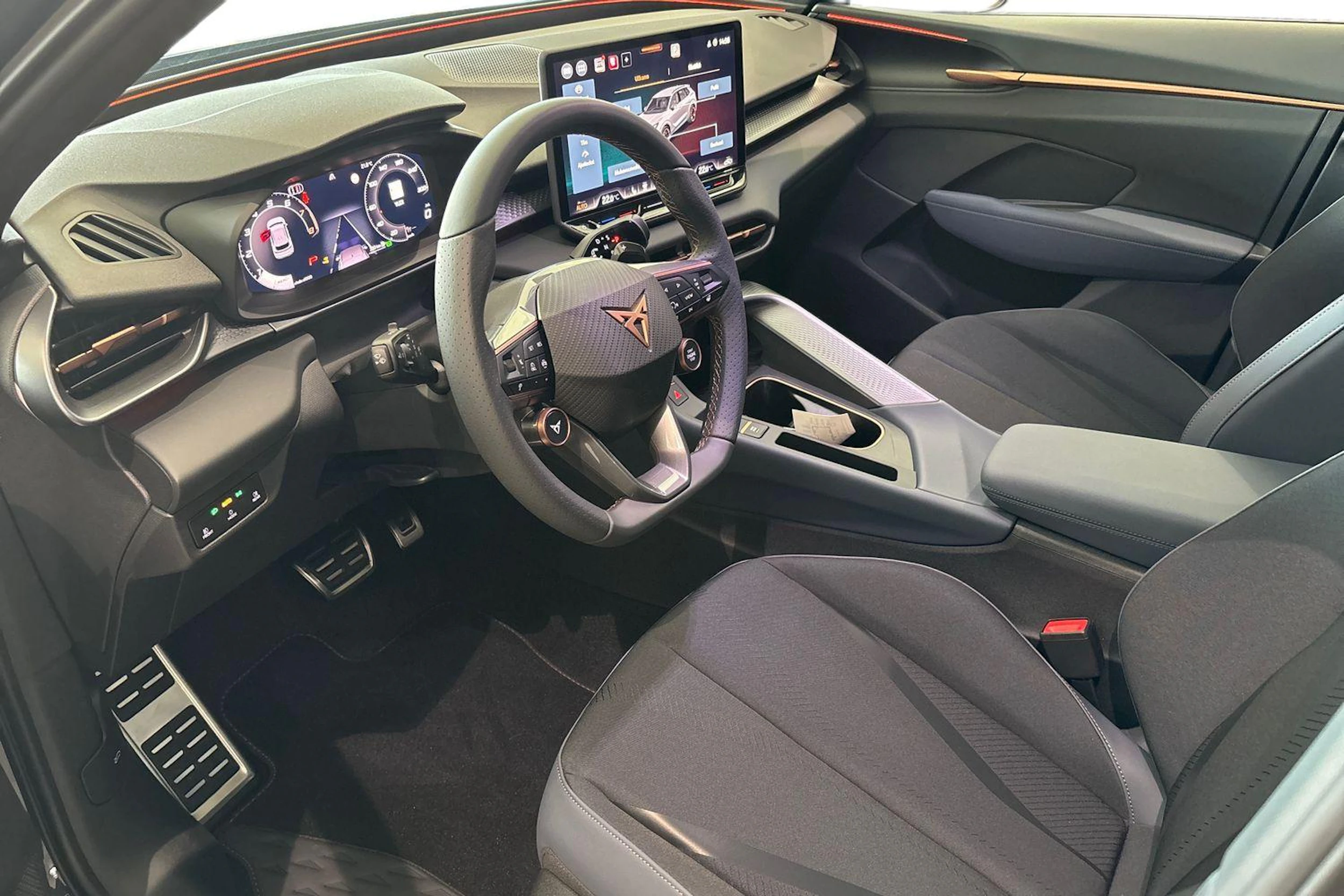 sininen CUPRA Terramar 2026 kuva 6.