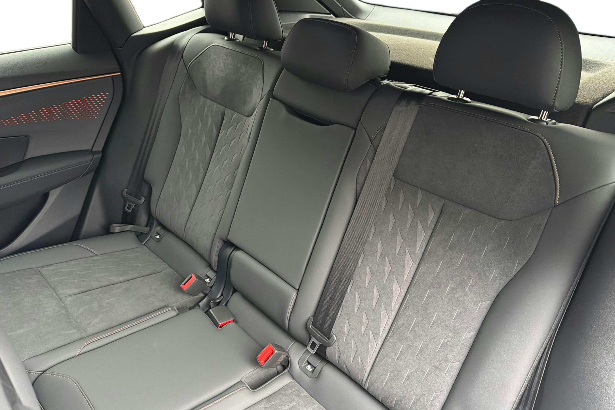 sininen CUPRA Terramar 2026 kuva 8.