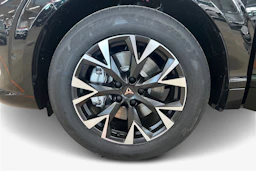 met. musta CUPRA Terramar 2026 kuva 9.