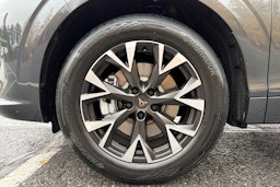 harmaa CUPRA Terramar 2026 kuva 9.