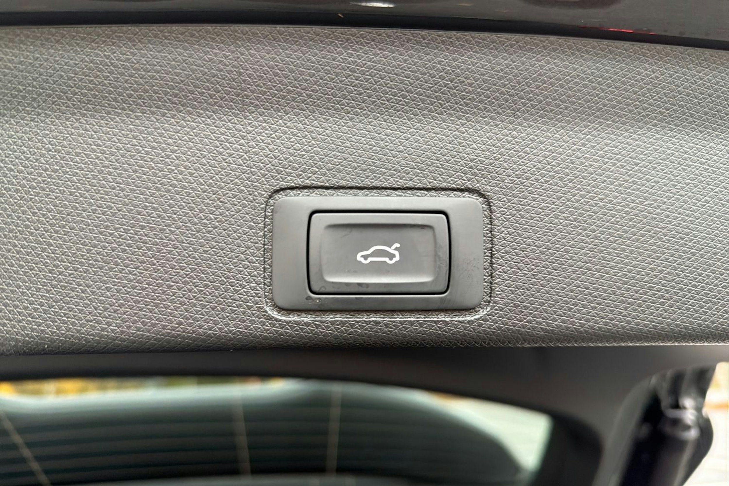 harmaa CUPRA Terramar 2026 kuva 16.