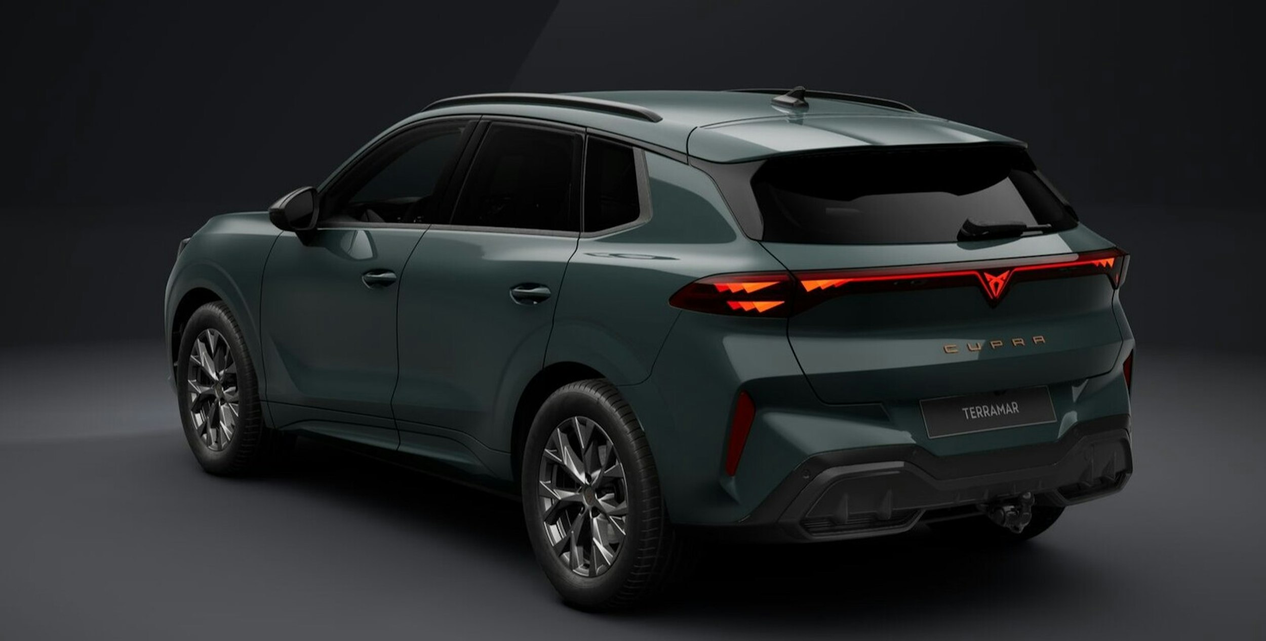 harmaa CUPRA Terramar 2026 kuva 3.