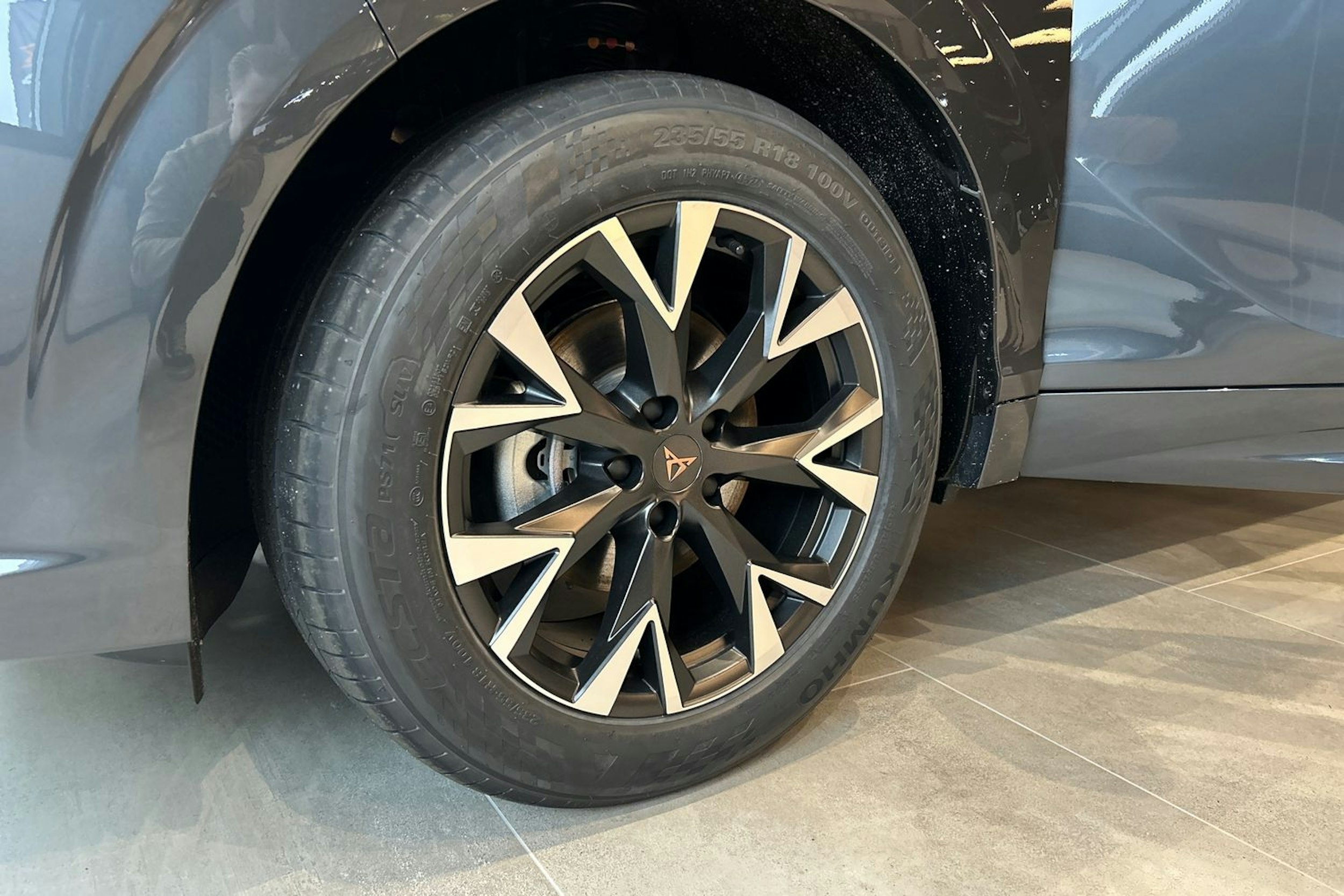 harmaa CUPRA Terramar 2026 kuva 10.