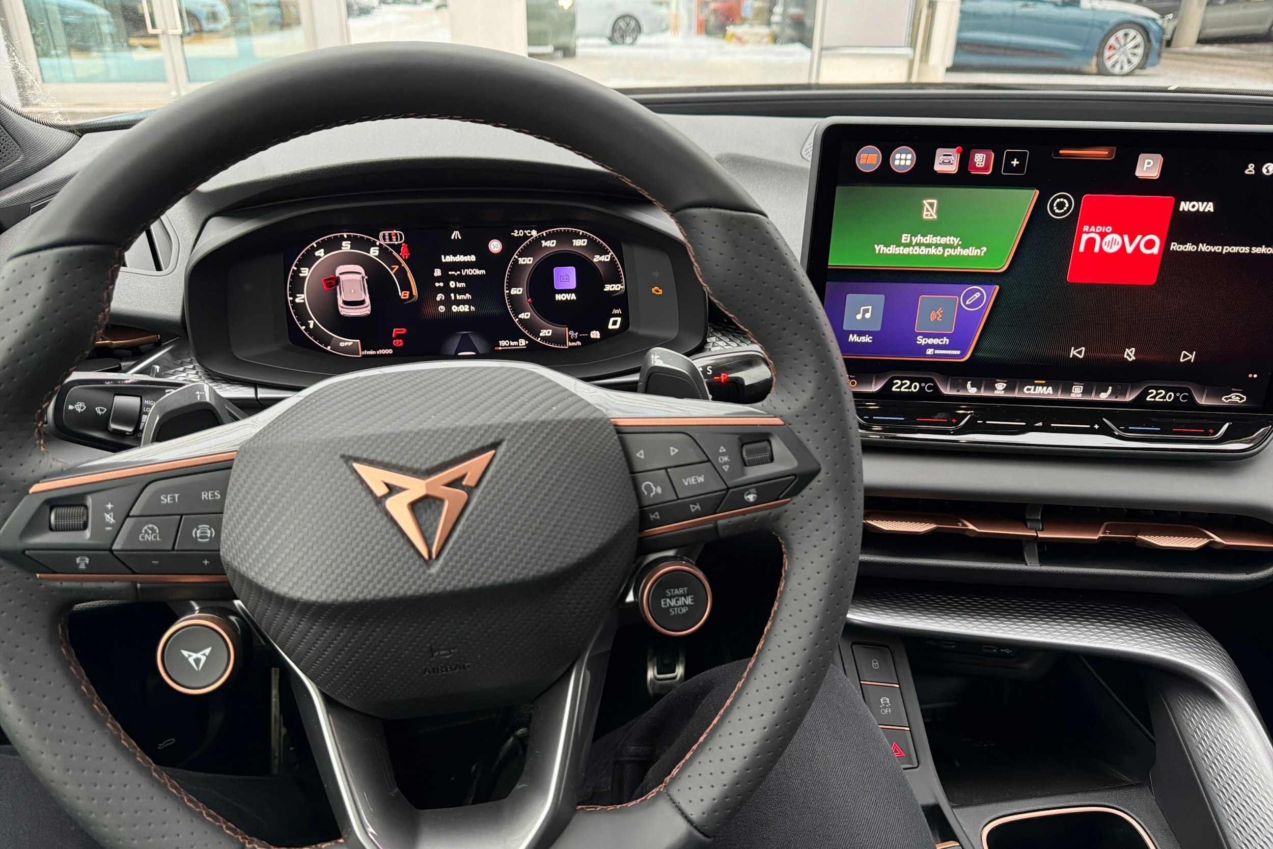 harmaa CUPRA Terramar 2026 kuva 13.