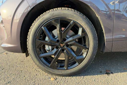 harmaa CUPRA Terramar 2026 kuva 10.