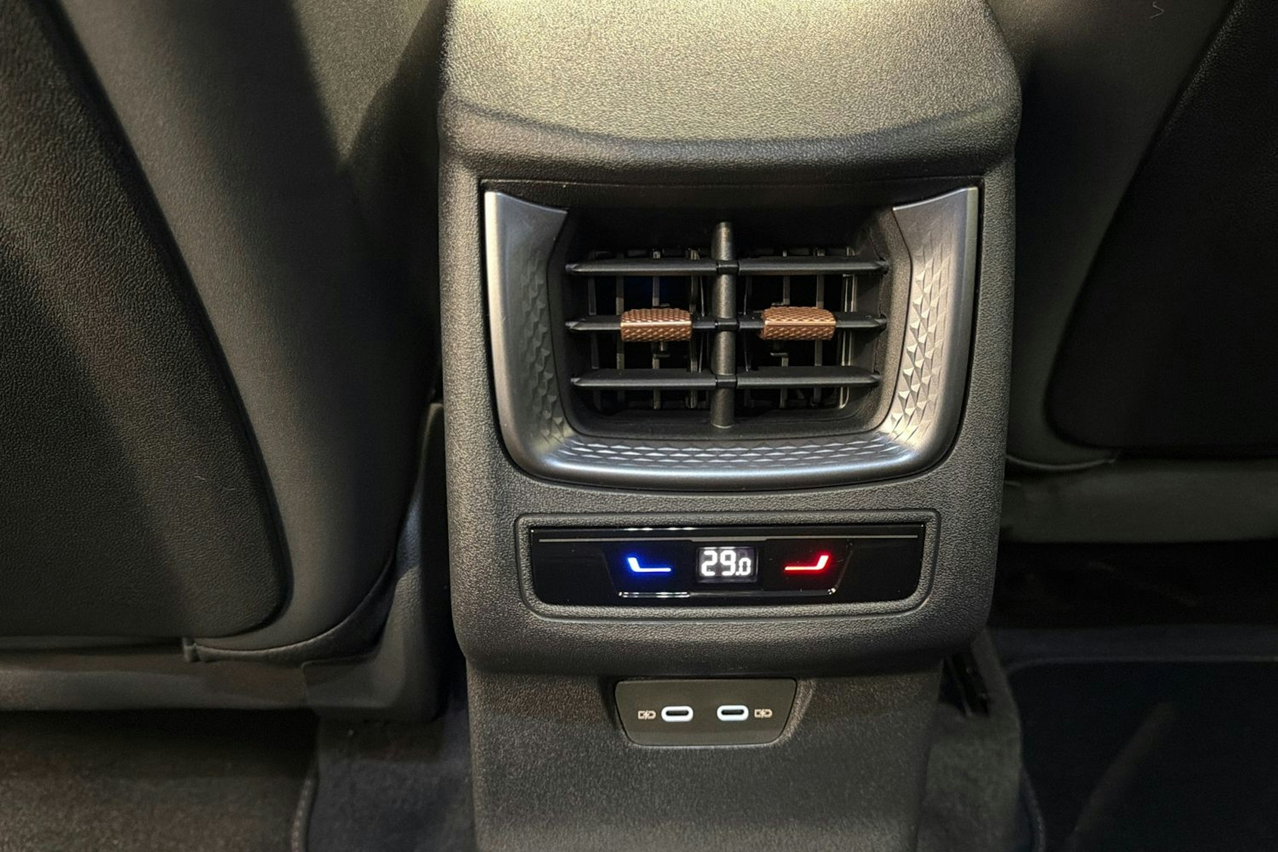 sininen CUPRA Terramar 2026 kuva 12.