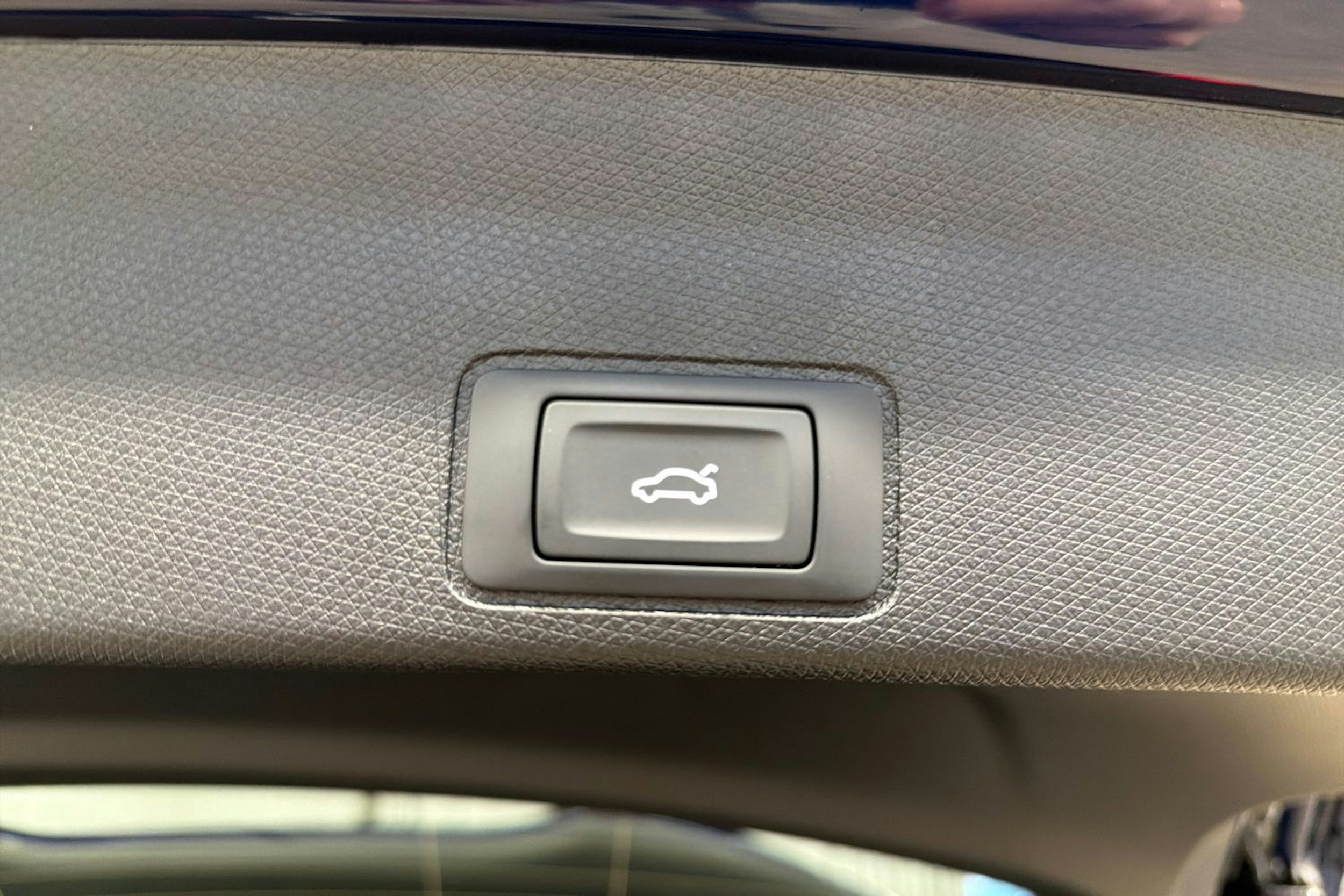 sininen CUPRA Terramar 2026 kuva 15.