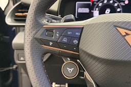 sininen CUPRA Terramar 2026 kuva 18.