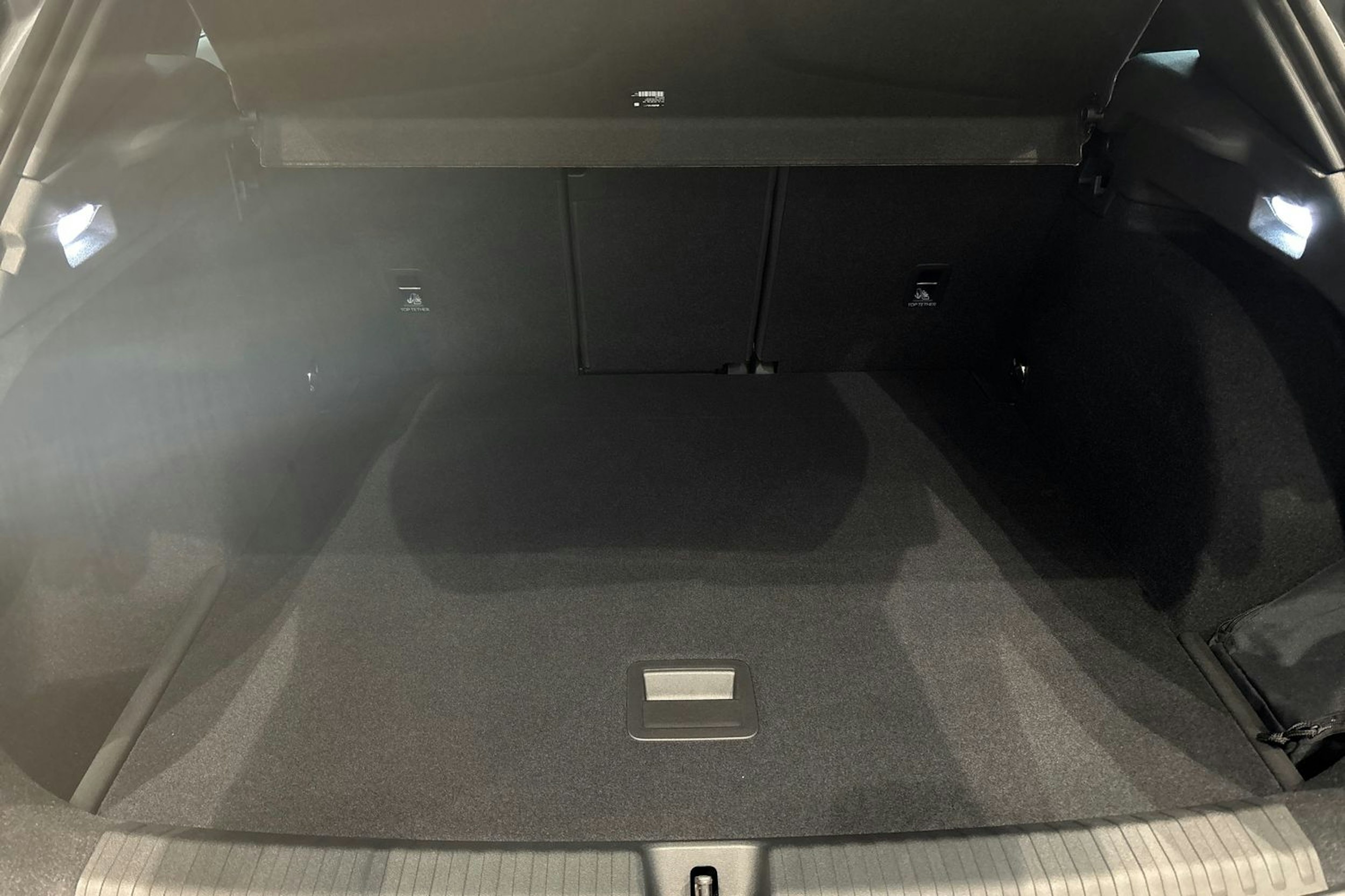 harmaa CUPRA Terramar 2026 kuva 11.