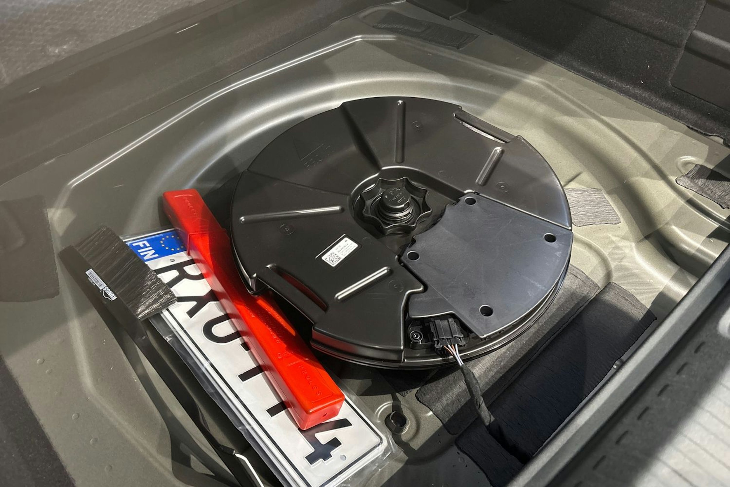 harmaa CUPRA Terramar 2026 kuva 12.