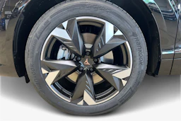 met. musta CUPRA Terramar 2026 kuva 9.