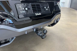 met. musta CUPRA Terramar 2026 kuva 16.