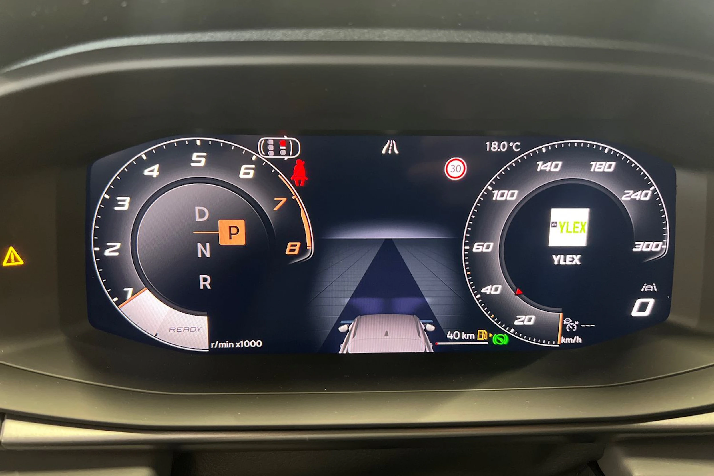 met. musta CUPRA Terramar 2026 kuva 18.