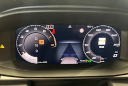 met. musta CUPRA Terramar 2026 kuva 18.