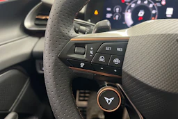 met. musta CUPRA Terramar 2026 kuva 20.