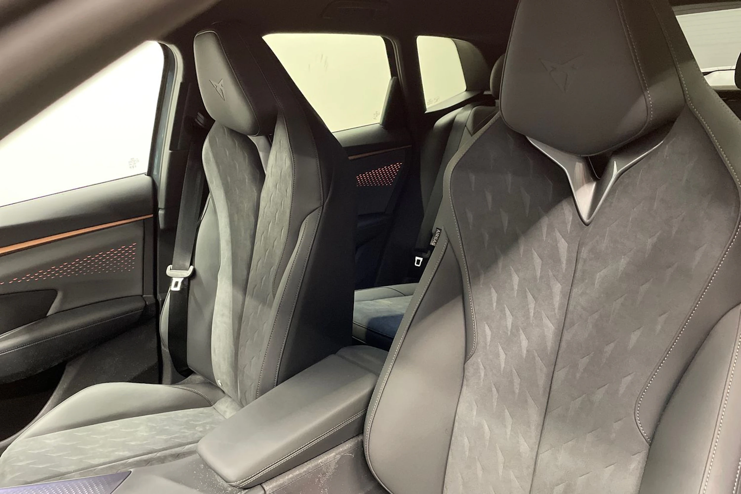 sininen CUPRA Terramar 2026 kuva 18.