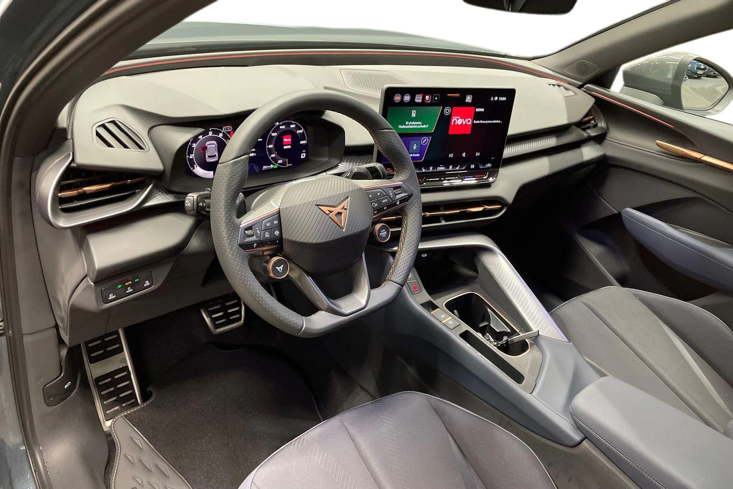 sininen CUPRA Terramar 2026 kuva 6.