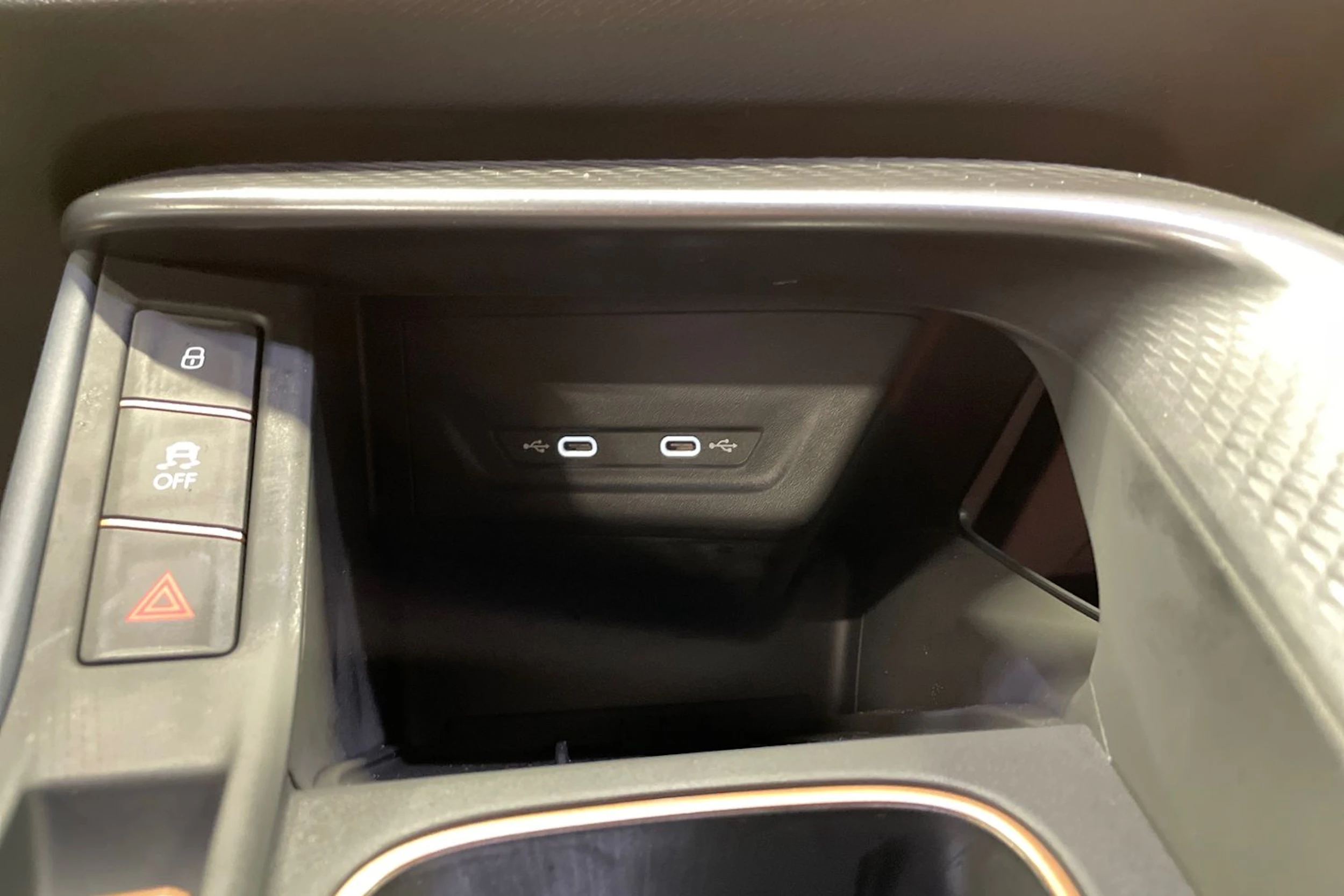 sininen CUPRA Terramar 2026 kuva 14.