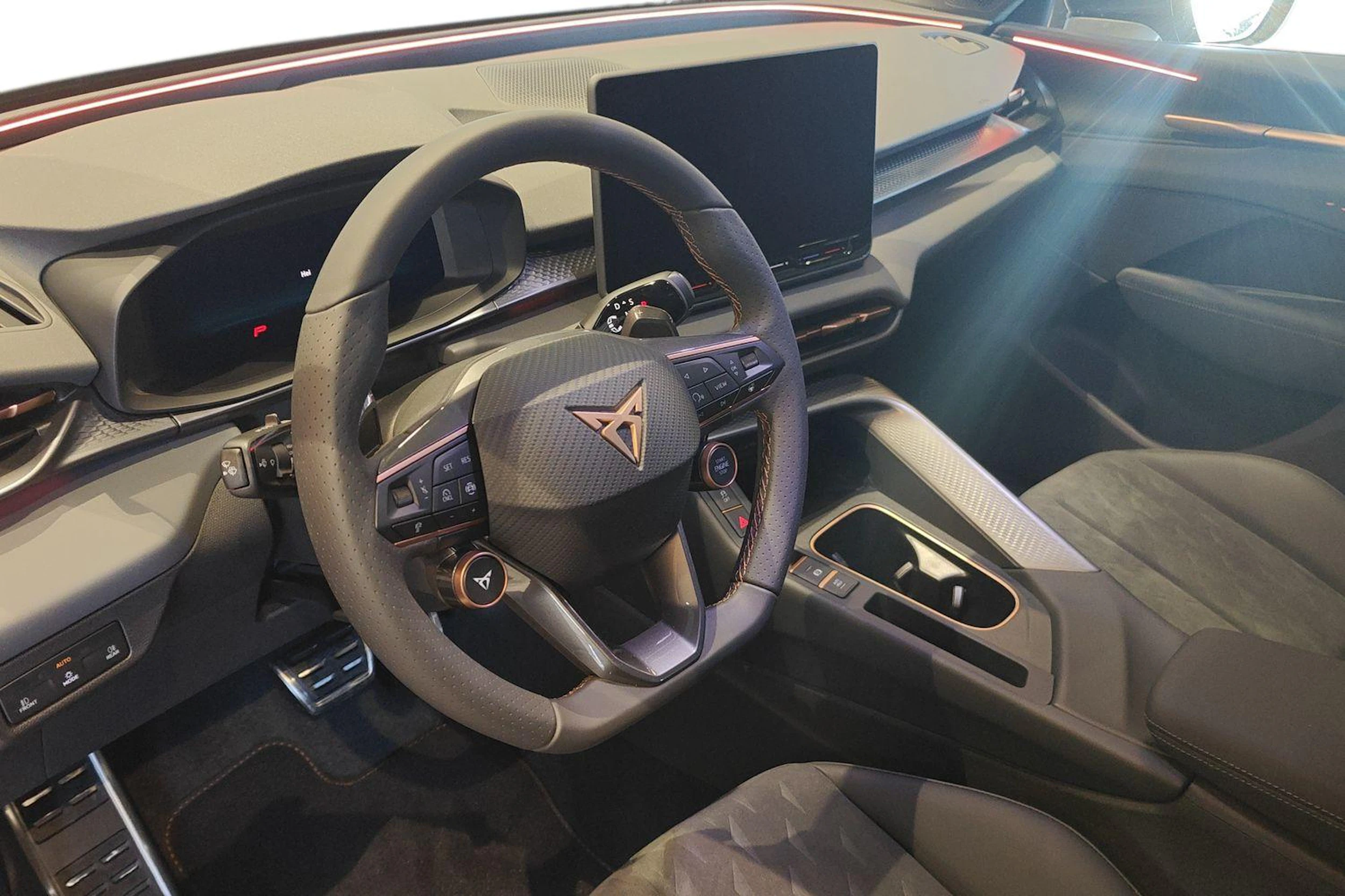 harmaa CUPRA Terramar 2026 kuva 6.