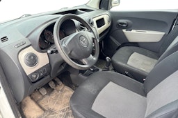 valkoinen Dacia Dokker Van 2015 kuva 3.
