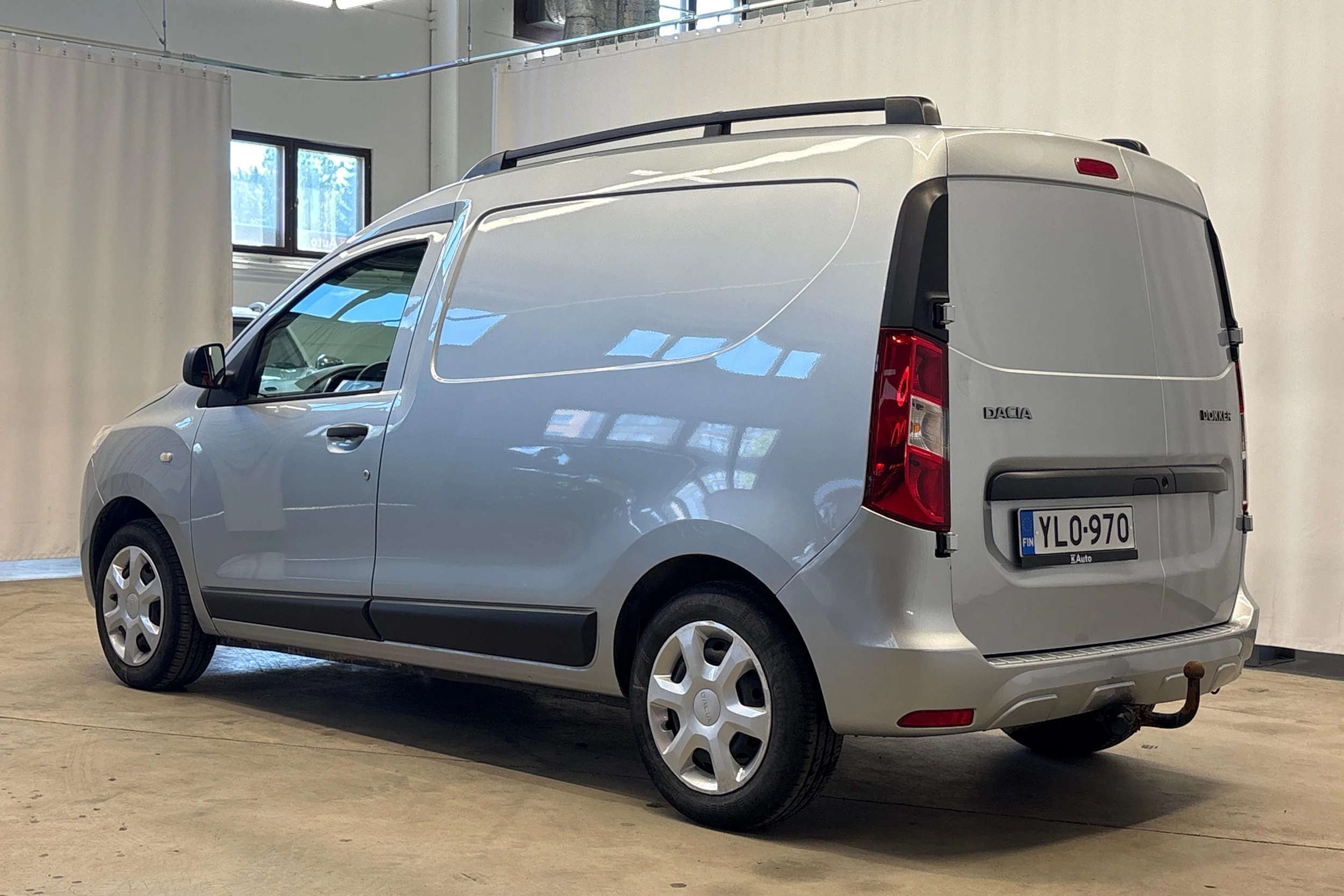 Harmaa Dacia Dokker Van 2020 kuva 7.