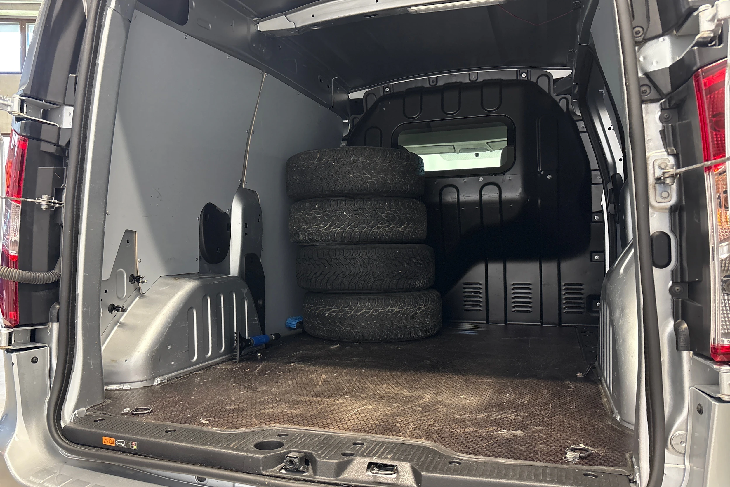 Harmaa Dacia Dokker Van 2020 kuva 19.