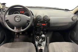 Ruskea (beige) Dacia Duster 2013 kuva 9.