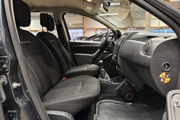 harmaa Dacia Duster 2014 kuva 14.