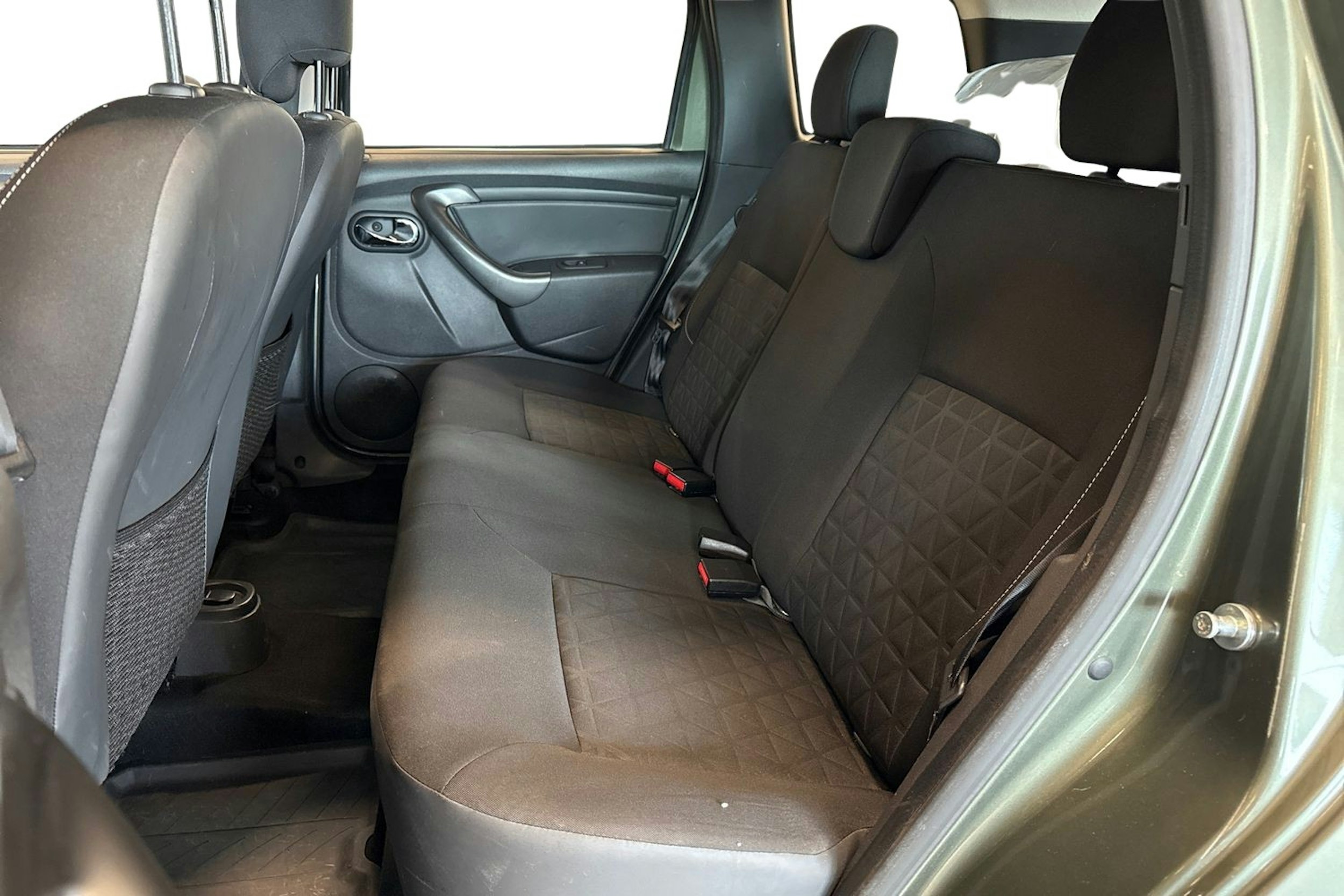 vihreä Dacia Duster 2014 kuva 10.