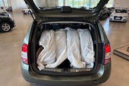 vihreä Dacia Duster 2014 kuva 18.
