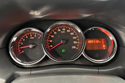 harmaa Dacia Duster 2015 kuva 11.