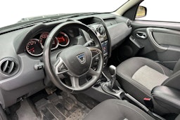 Ruskea (beige) Dacia Duster 2017 kuva 3.