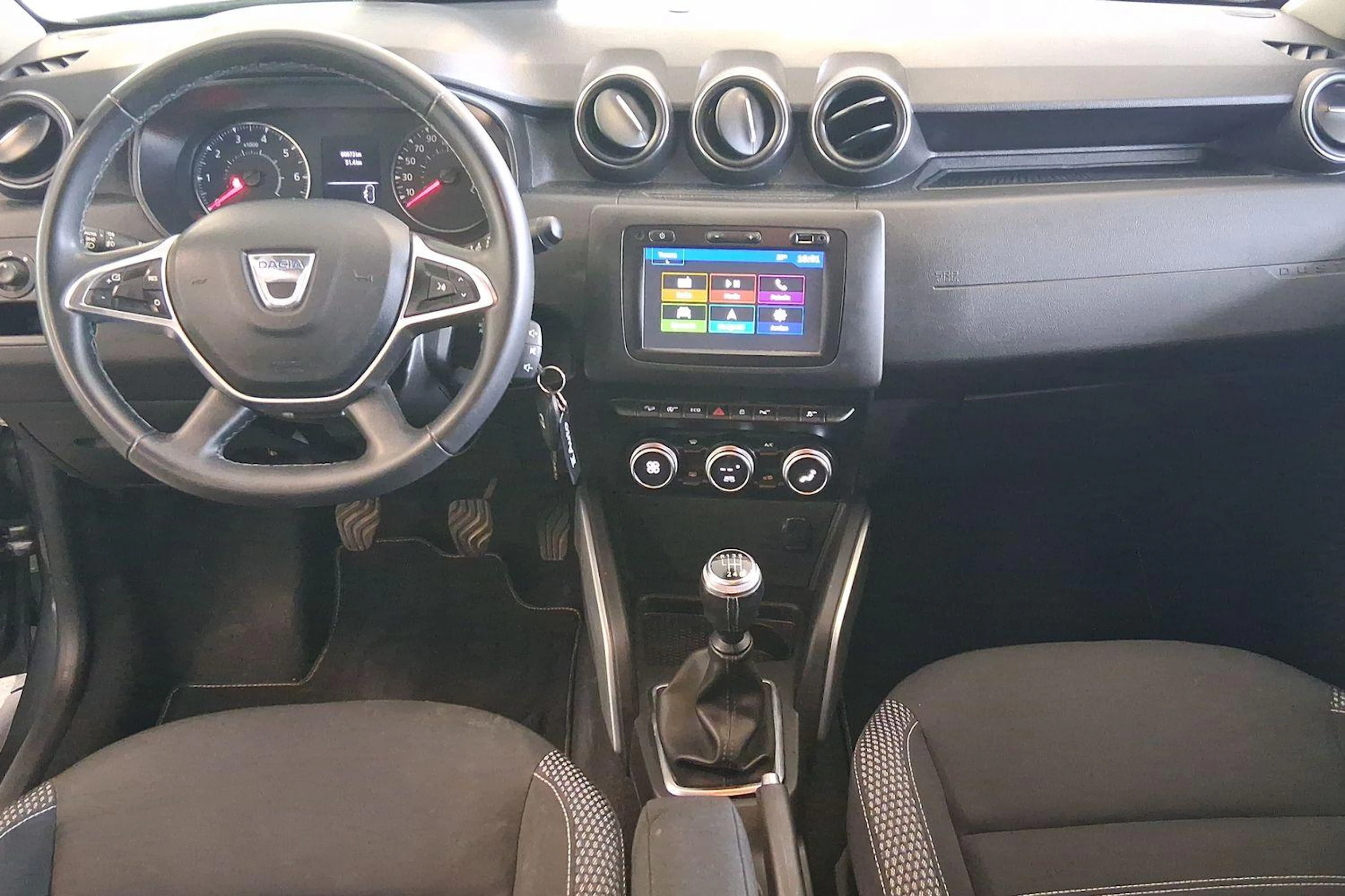 harmaa Dacia Duster 2018 kuva 7.