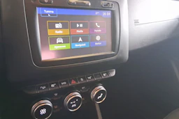 harmaa Dacia Duster 2018 kuva 14.