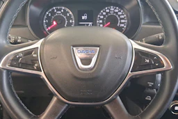 harmaa Dacia Duster 2018 kuva 15.