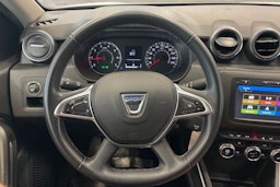 Valkoinen Dacia Duster 2019 kuva 18.