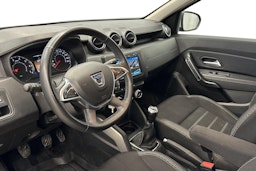 harmaa metalliväri Dacia Duster 2019 kuva 7.