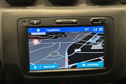 harmaa metalliväri Dacia Duster 2019 kuva 20.