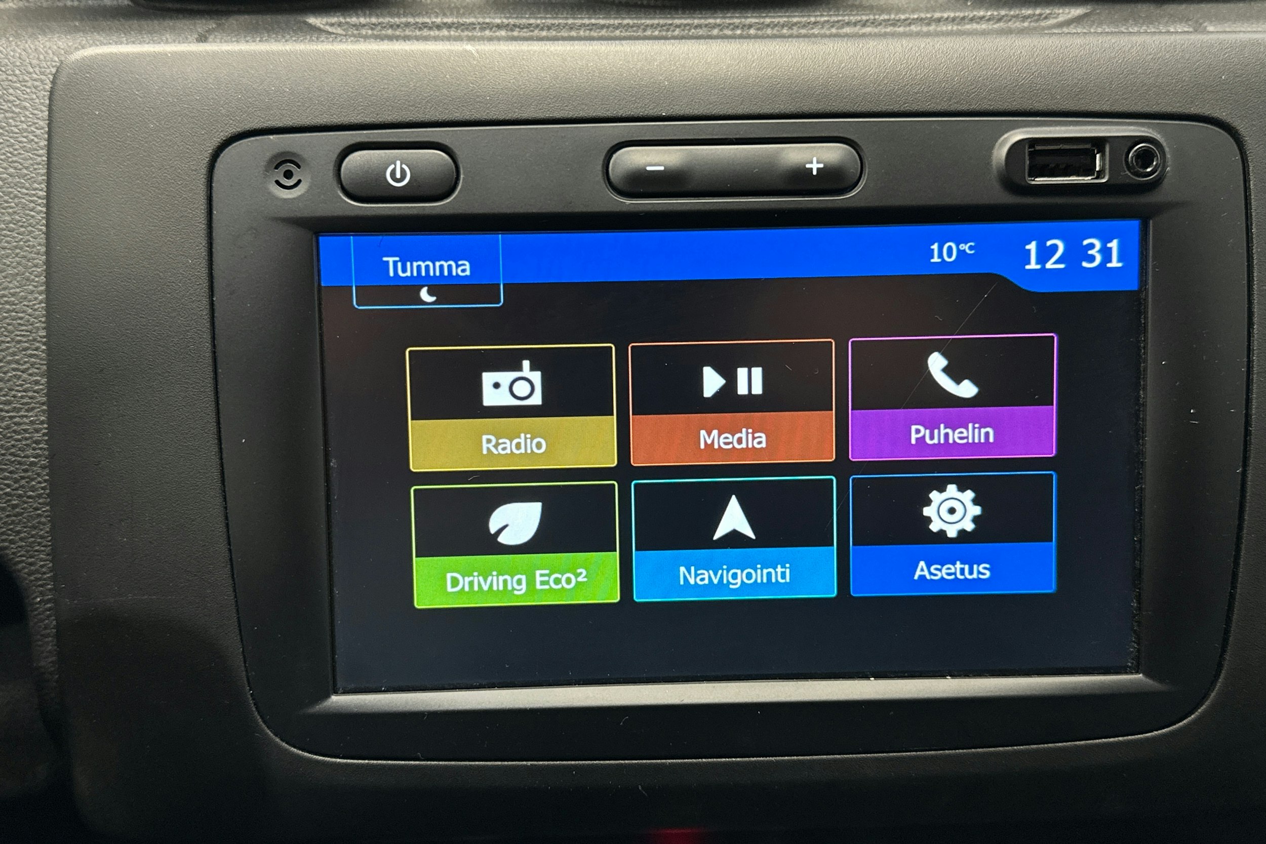 harmaa metalliväri Dacia Duster 2019 kuva 23.